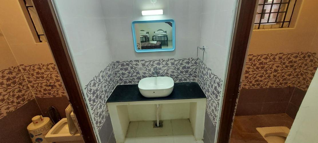 Hotel Aalayam Tiruvannāmalai Eksteriør bilde