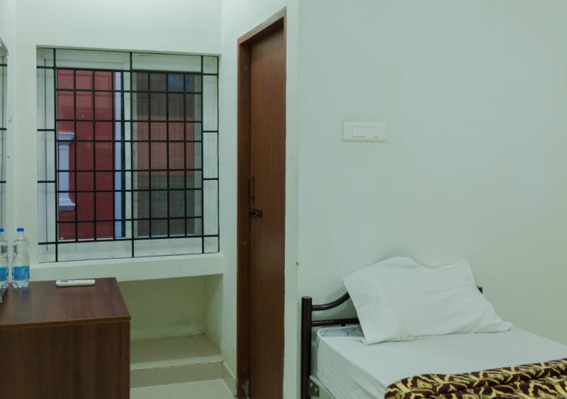 Hotel Aalayam Tiruvannāmalai Eksteriør bilde